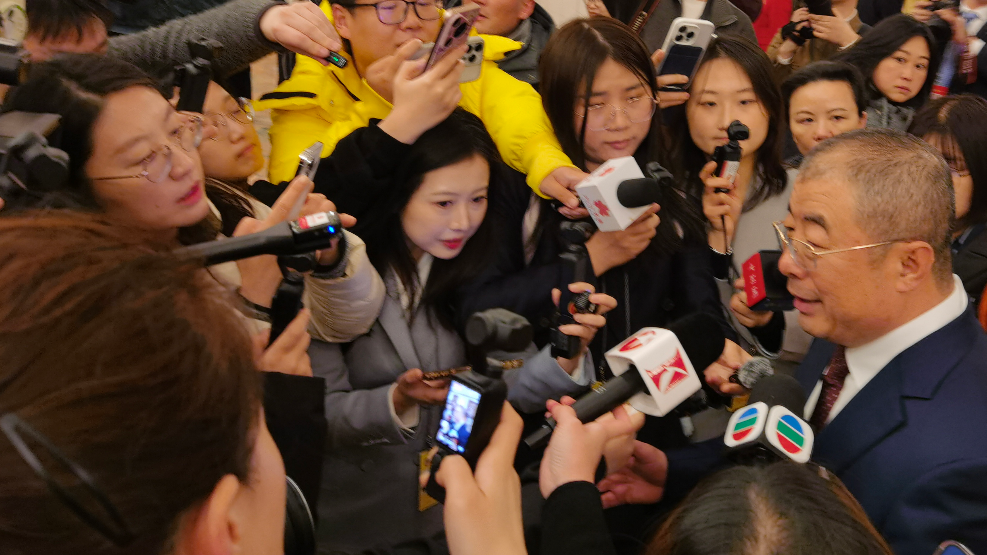 环球时报 | 齐向东：锚定AI+场景需求，护航智能经济新形态