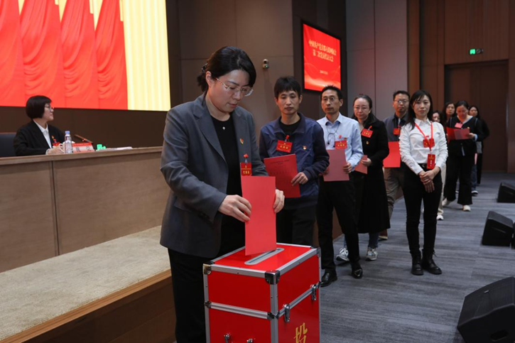 齐向东当选首都互联网协会党委副书记