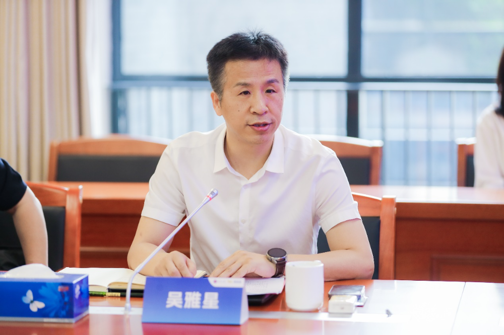 奇安信集团与北京八中签署战略合作协议 青少年人工智能安全培养基地正式揭牌