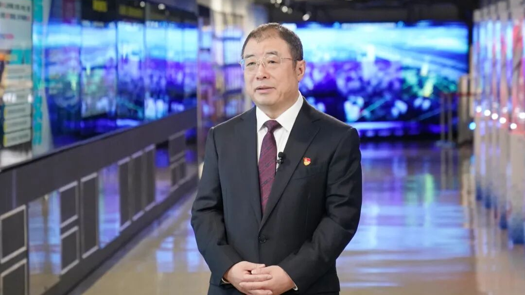 聚焦两会 | 齐向东：AI浪潮考验民企“续航”能力